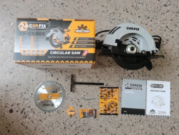 wood cutting circular saw